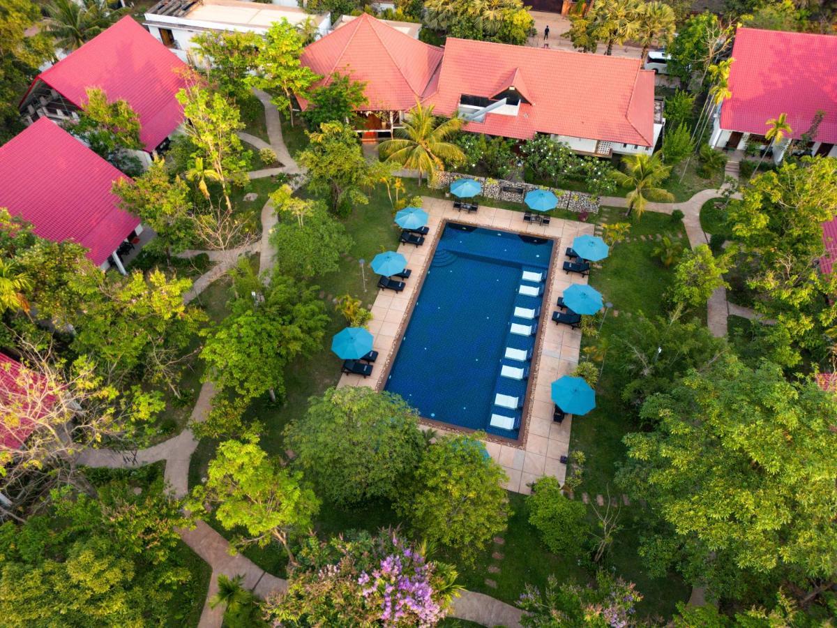 Amazing Smile Angkor Resort Siem Reap Buitenkant foto