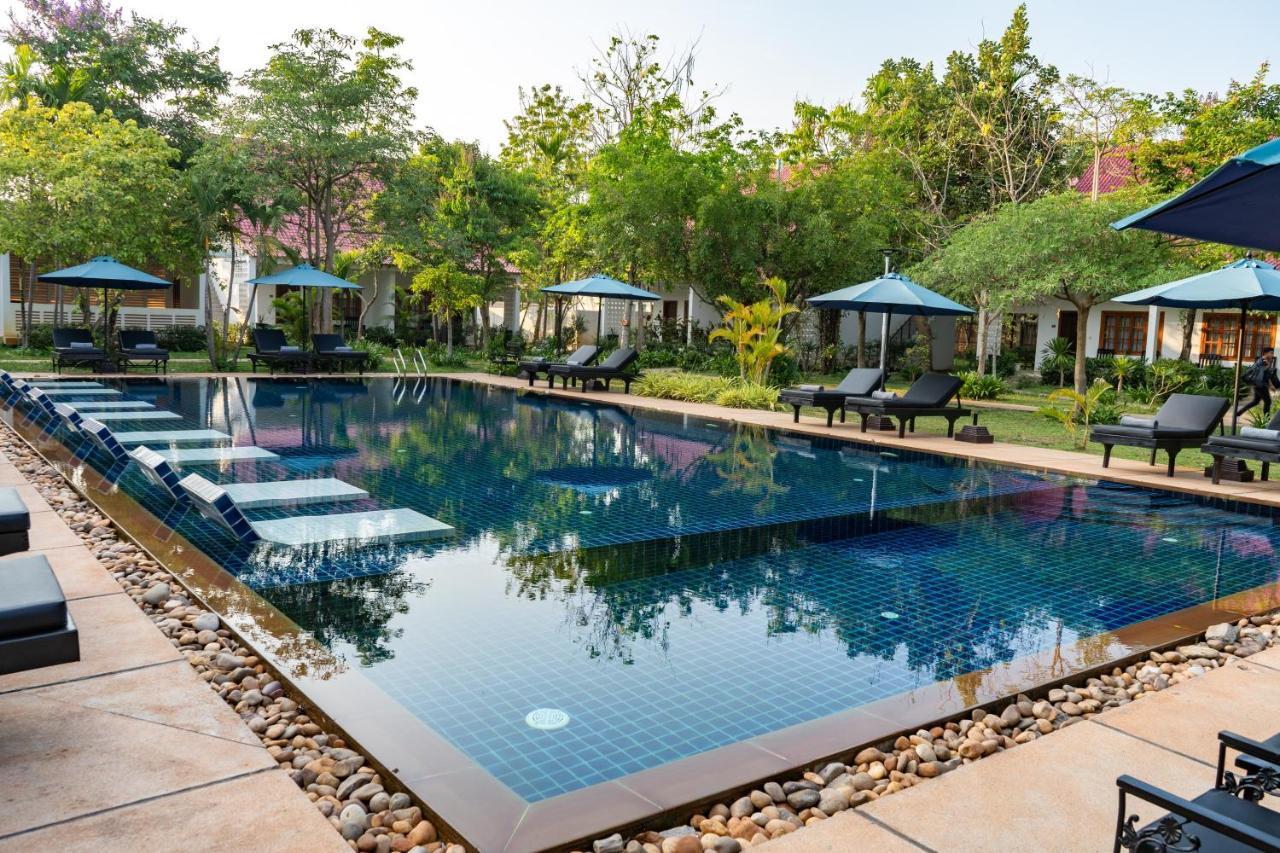 Amazing Smile Angkor Resort Siem Reap Buitenkant foto