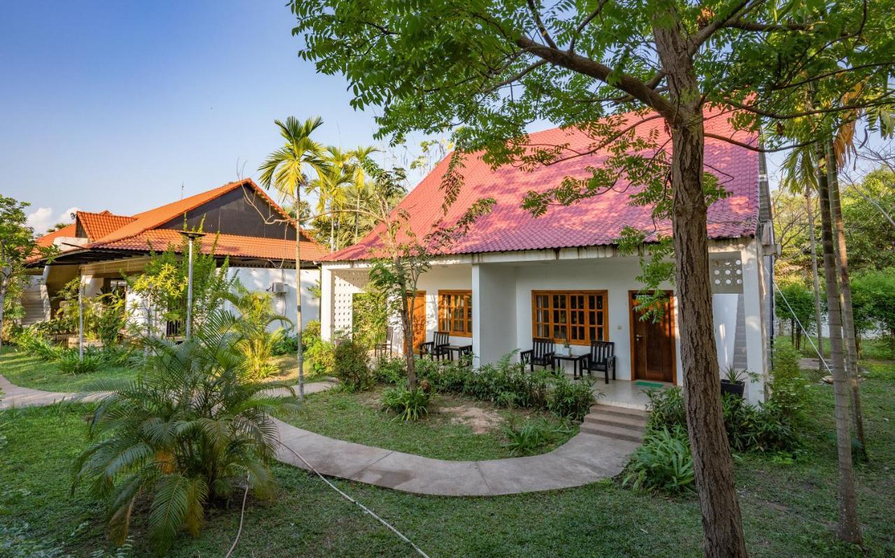 Amazing Smile Angkor Resort Siem Reap Buitenkant foto