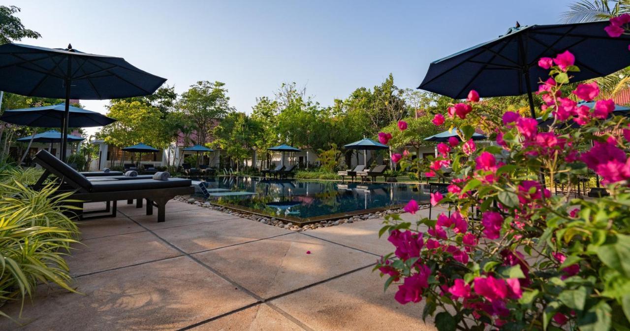 Amazing Smile Angkor Resort Siem Reap Buitenkant foto